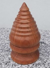 Eierbecher mit Warmhaltekappe aus Kirschholz, 6,5 x 11 cm, Art.Nr. 1044